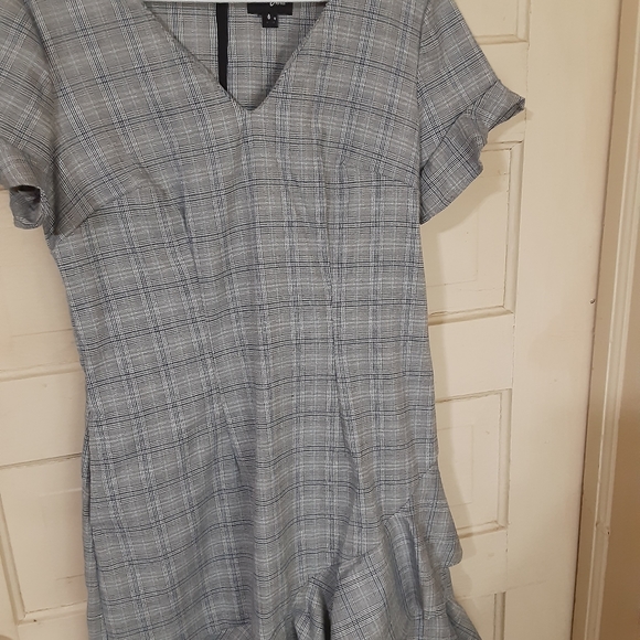 Beige by eci dress - Picture 4 of 5